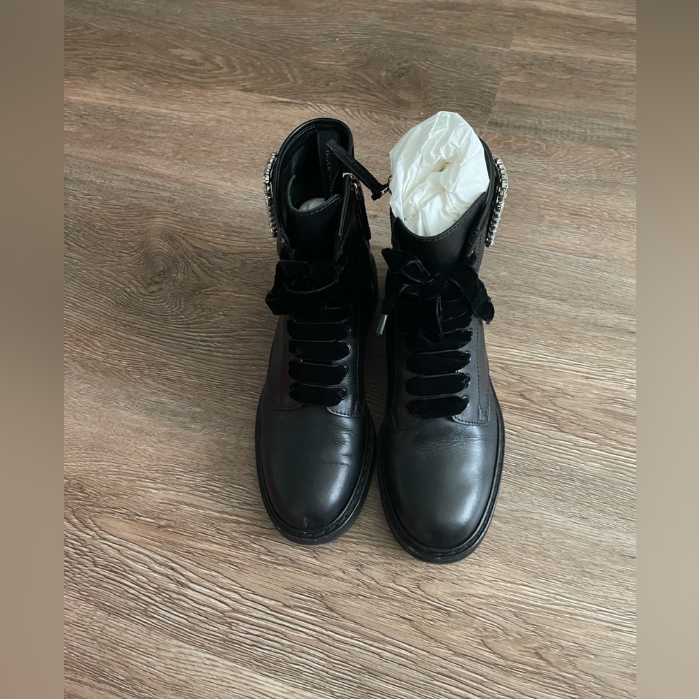 ROGER VIVIER Viv' Rangers Strass leather boots black